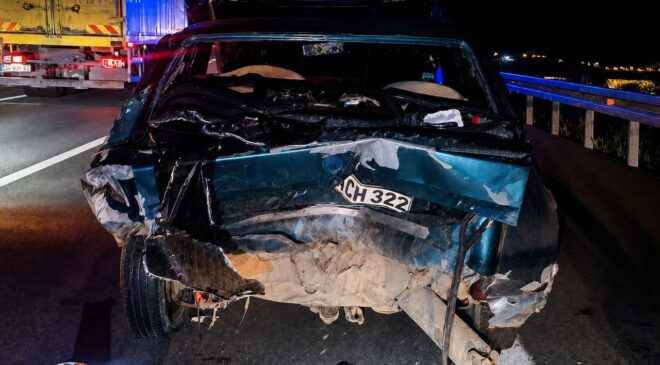 Kırıkkale'de duran otomobile çarpan araç hurdaya döndü: 6 yaralı