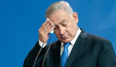 İsrail basını: Netanyahu, Lübnana yönelik saldırıları durdurma talimatı verdi