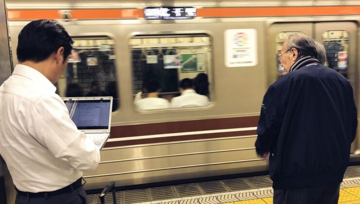 Karōshi: Sessizce Küresel Bir Krize Dönüşen Japon “Fazla Çalışmadan Ölüm” Olgusu