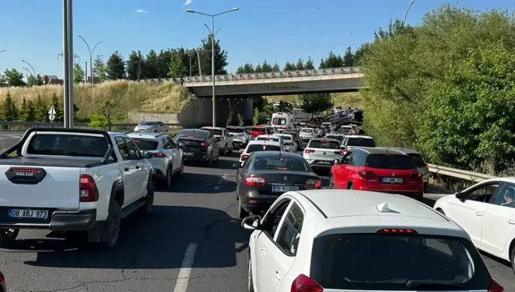 Diyarbakır trafiği İstanbul’u solladı