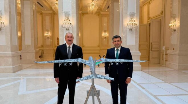 Aliyev, Baykar Yönetim Kurulu Başkanı Bayraktar’ı kabul etti