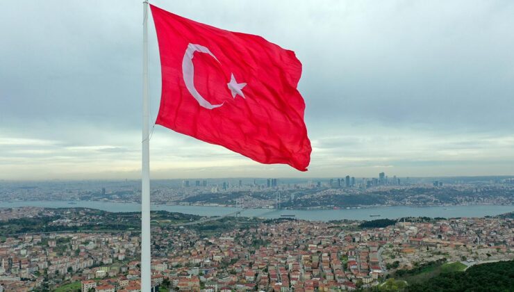 Fitch’ten Türkiye ekonomisine güven mesajı: Kredi notu teyit edildi