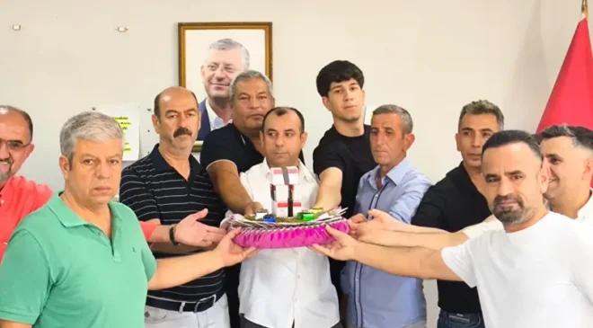 CHP Diyarbakır’da istifa depremi: Kılıçdaroğlu’na kına