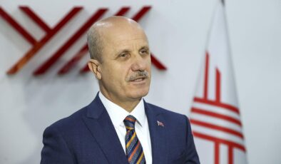 YÖK Başkanı Özvar'dan öğrencilere 'fırsatı değerlendirin' çağrısı