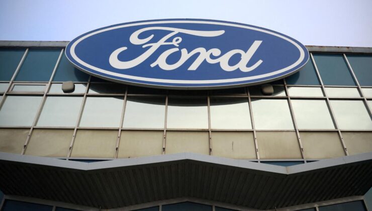 Ford yapay zekaya güvenip işten çıkardığı çalışanları geri aldı