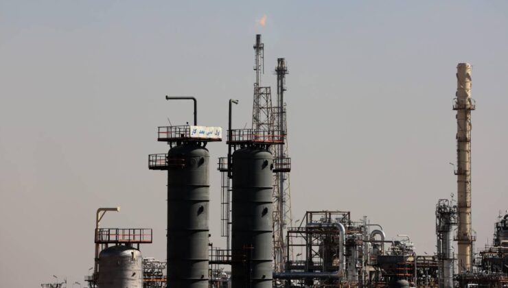 Brent petrolün varili 76,68 dolardan işlem görüyor