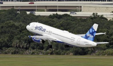JFK Havalimanı’na inen JetBlue uçağı havada drone ile çarpıştı