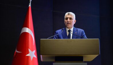 Bakan Bolat: Tekstil ve giyim sektörü istihdam bakımından da birinci sırada