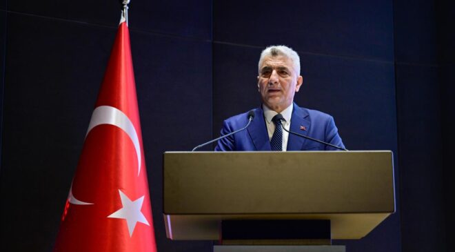 Bakan Bolat: Tekstil ve giyim sektörü istihdam bakımından da birinci sırada