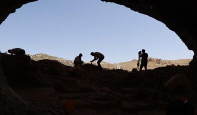 İlk kez mağara duvarlarında antik insan DNA’sı keşfedildi