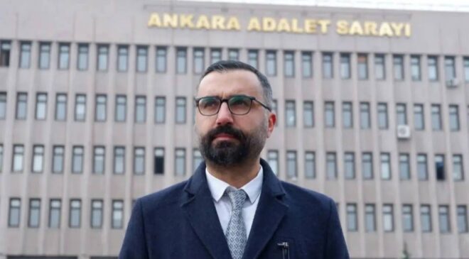 Gazeteci Alican Uludağ adli kontrol şartıyla serbest bırakıldı