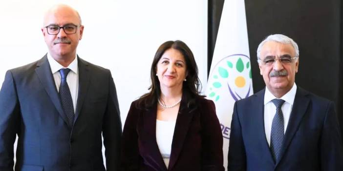 DEM Heyeti İmralı’dan döndü