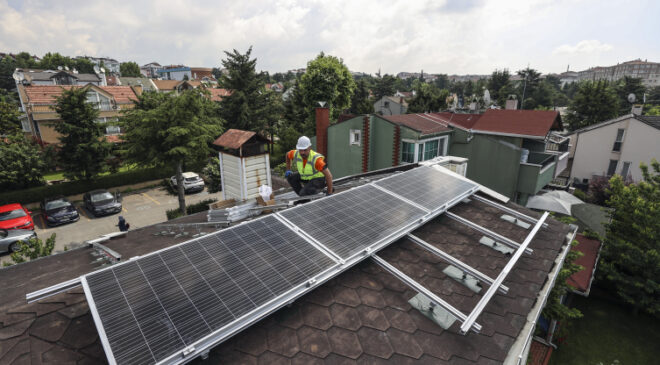 Elektrikli araç şarjı için güneş alternatifi