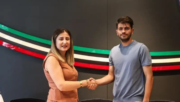 İmzalar atıldı: Amedspor’da sezon sonuna kadar devam
