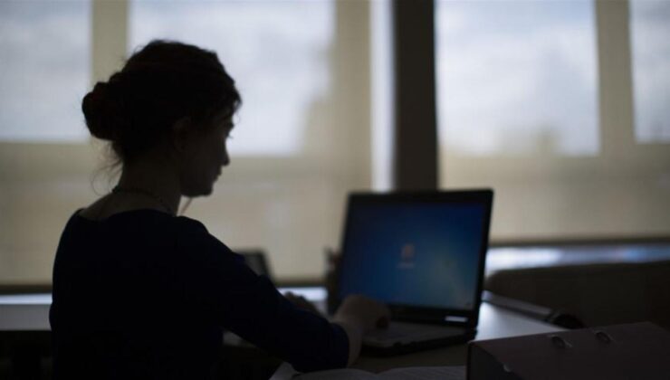 Dijital eğitimde büyük artış: Her 4 kişiden biri internetten öğreniyor