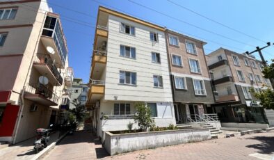 Çanakkale’de binadaki ilaçlamadan zehirlendiği öne sürülen çocuk öldü, anne yoğun bakımda