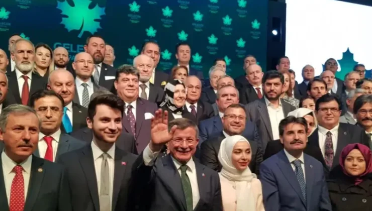 Gelecek Partisi: Ortak akılla partiyi kapatıyoruz