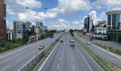 İstanbul’da Zafer Bayramı nedeniyle bazı yollar trafiğe kapatılacak