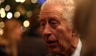 İngiltere’de bir radyo, yanlışlıkla Kral Charles’ın öldüğünü duyurdu