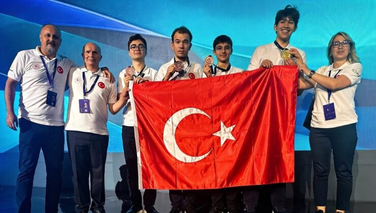 Türkiye ilk kez katıldığı Nükleer Bilim Olimpiyatı'nda 4 madalya kazandı