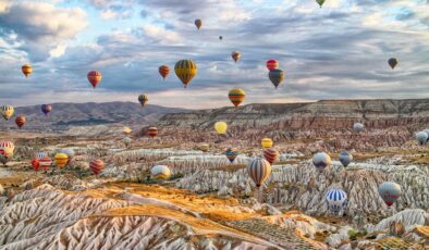 Turizm geliri yılın ikinci çeyreğinde 15,9 milyar dolar oldu