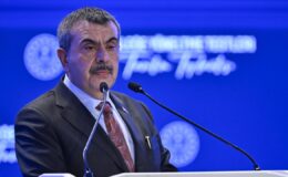 Bakan Tekin: Çocuklarımızı, bu ülkenin birliğine sahip çıkacak şekilde yetiştirmekle mükellefiz
