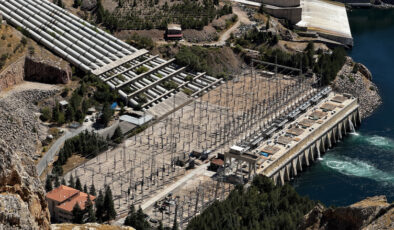 Keban HES 52 yılda yaklaşık 294 milyar kilovatsaat enerji üretti