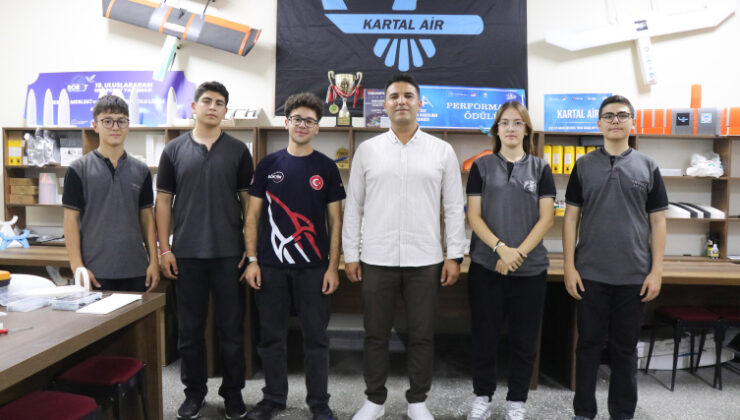 Kayserili öğrencilerden ABD'de İHA zaferi