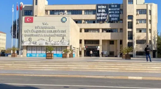 Diyarbakır’da ulaşım krizi: Belediyeden rest
