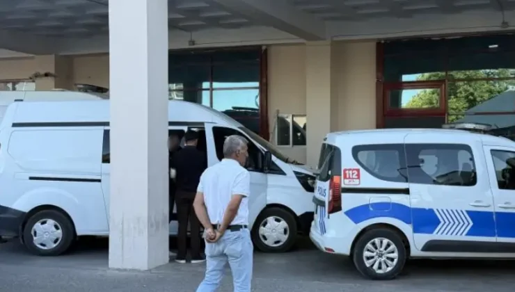 Diyarbakır’da ışıkta bekleyen otomobile silahlı saldırı: 2 yaralı