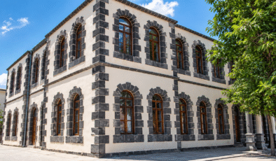 Diyarbakır’ın 124 yıllık binasının bilinmeyen hikâyesi