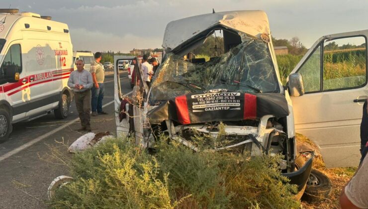 Şanlıurfa’da minibüs tahliye kanalına düştü: 15 yaralı