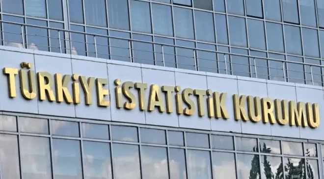 Diyarbakır’da ek protokol krizi: Yüzlerce kişi istifa etti