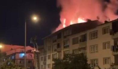 Ankara’da binanın çatısında yangın çıktı