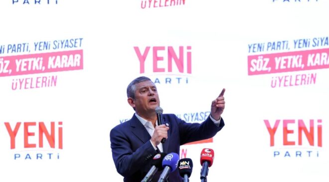 Özel’den Erdoğan’a fon krizi tepkisi: Milletle alay ediyor