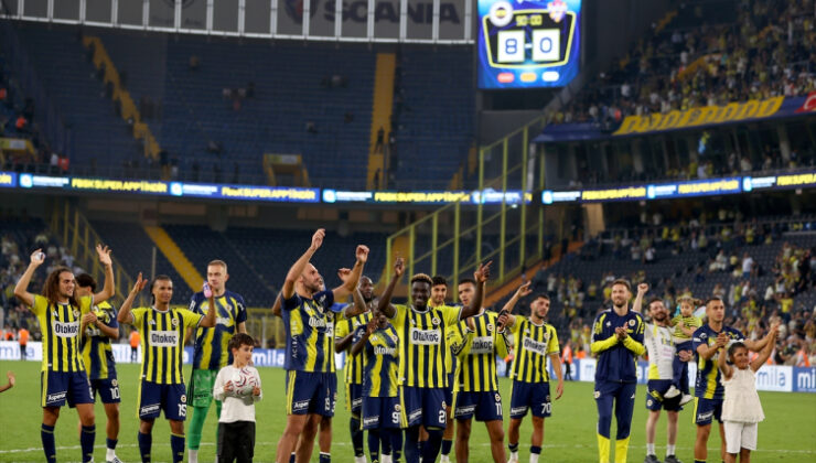 Fenerbahçe evinde gol oldu yağdı