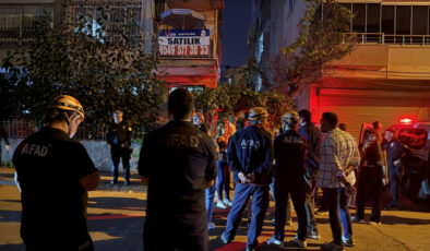 Mersin’de çatlaklar oluşan bina tahliye edildi