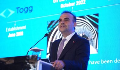 Bakan Kacır: Küresel imalat sanayi katma değerindeki payımızı 2 katına çıkardık