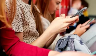 Çocuklara sosyal medya kısıtlaması başlıyor: Nelere dikkat edilmeli?