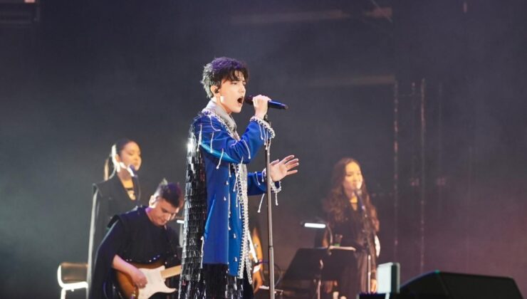Kazak müzisyen Dimash Qudaibergen Ankara'da sahne alacak