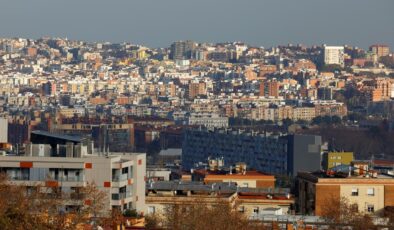 İspanya’da işçi sendikaları, konut krizine karşı genel grev kararı aldı