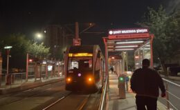 Kayseri’de tramvayın çarptığı yaya ağır yaralandı