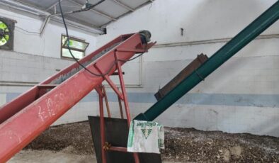 Onaysız üretime geçit yok: 3 ton et-kemik unu imha edildi