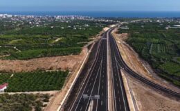 Çeşmeli-Taşucu Otoyolu’nun Kızkalesi kesimi trafiğe açılıyor